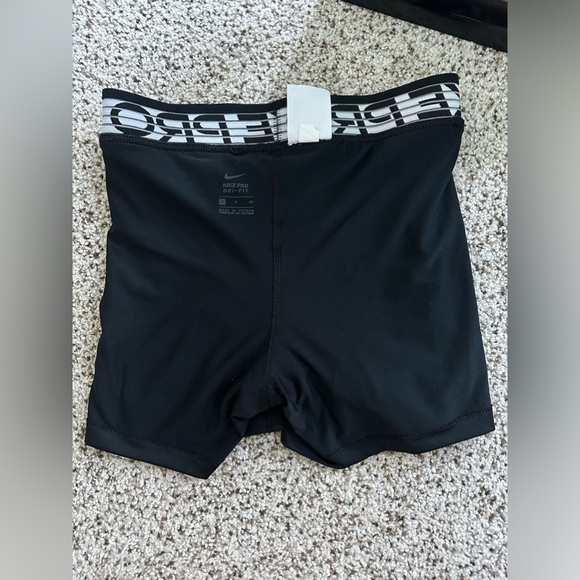 Nike Pro Dri-Fit Running Shorts - Picture 8 of 9